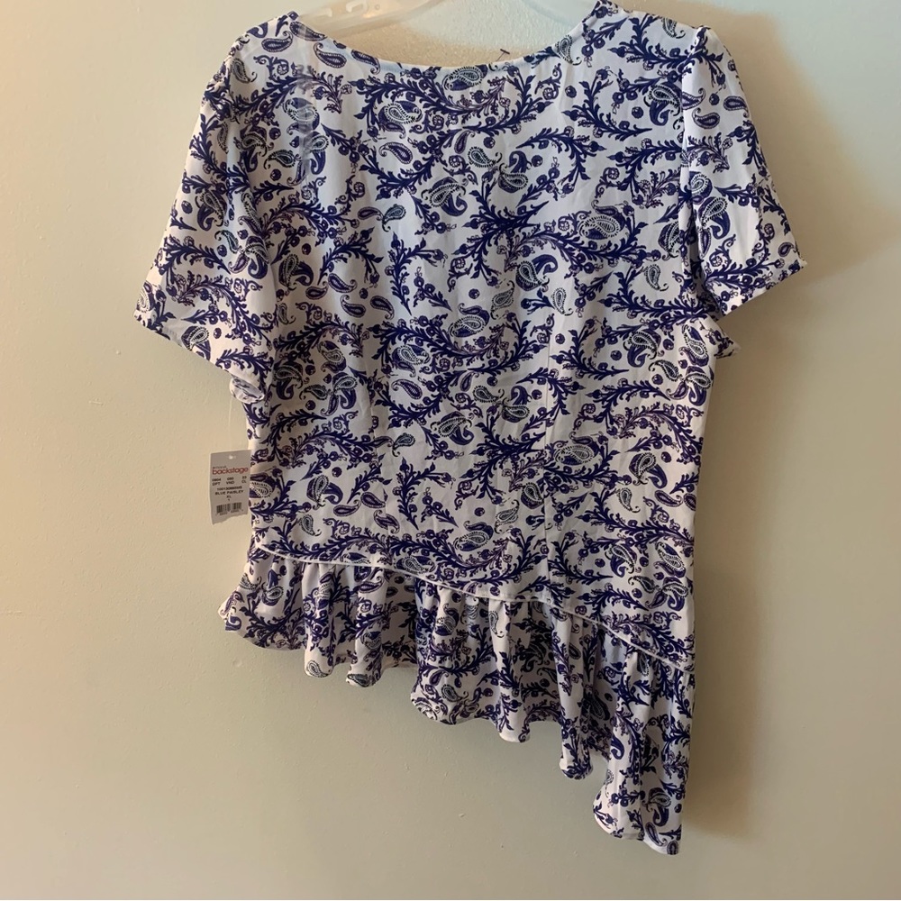 Maison Jules Paisley Asymmetric Hem Blouse - Picture 8 of 10